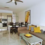 Residencia Carabela アパート